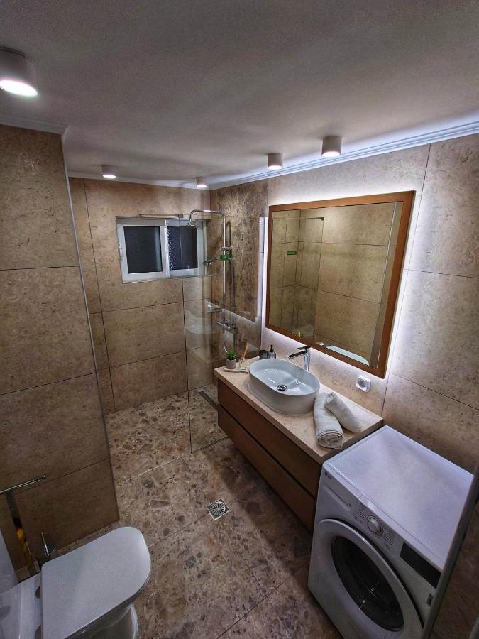 Mini City Getaway Appartement Rhodes City Buitenkant foto