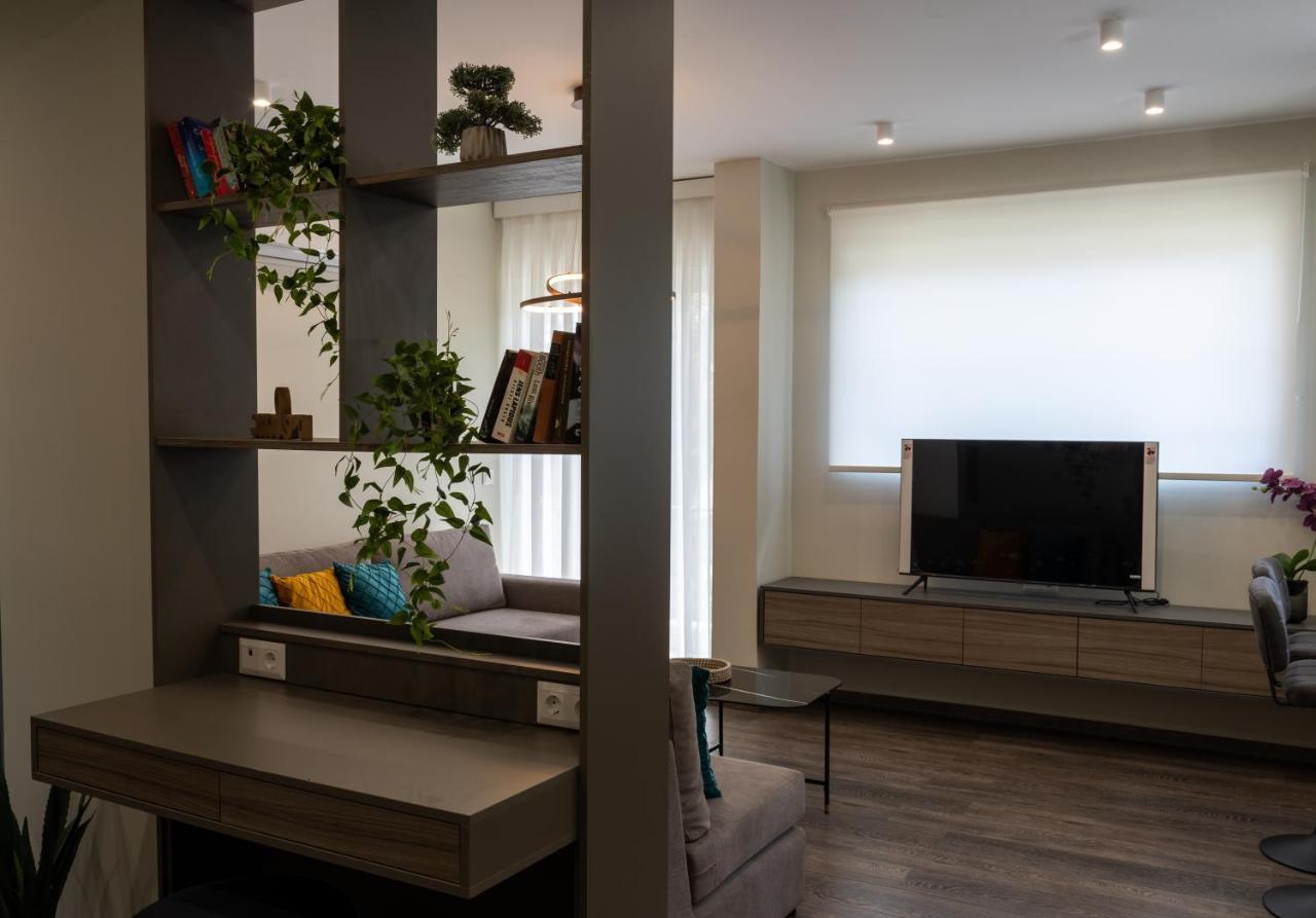 Mini City Getaway Appartement Rhodes City Buitenkant foto